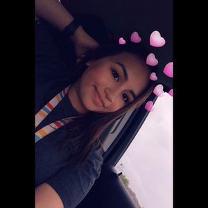 Meet your Posher, Priscilla